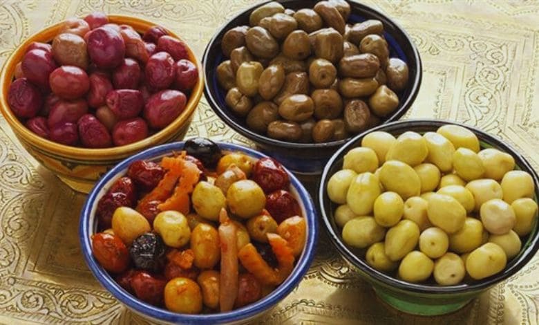 طريقة تخليل الزيتون الأخضر البلدي
