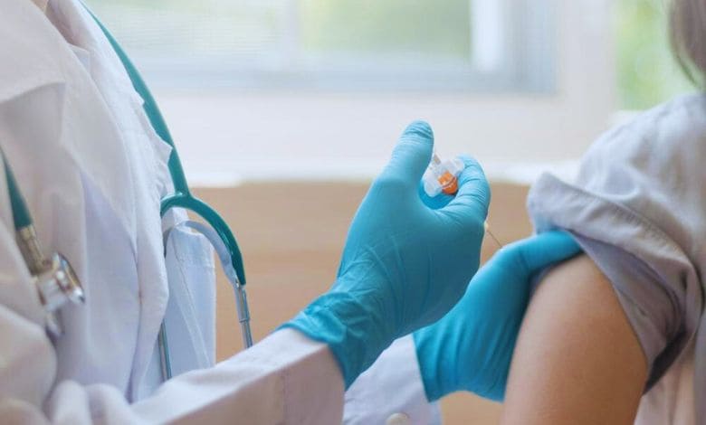 مضاد حيوي للفطريات والبكتيريا